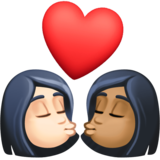 亲吻: 女人女人较浅肤色中等-深肤色emoji素材一 160x160像素