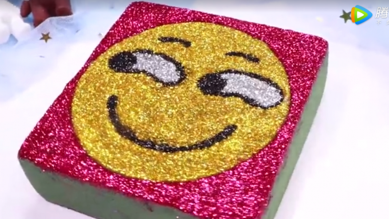 见过用花泥做的emoji表情吗？一按下去全是水，声音太舒适了缩略图